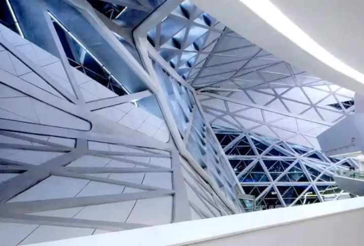 甘南钢结构不仅是工程技术,更是融合历史、艺术与哲学的载体!